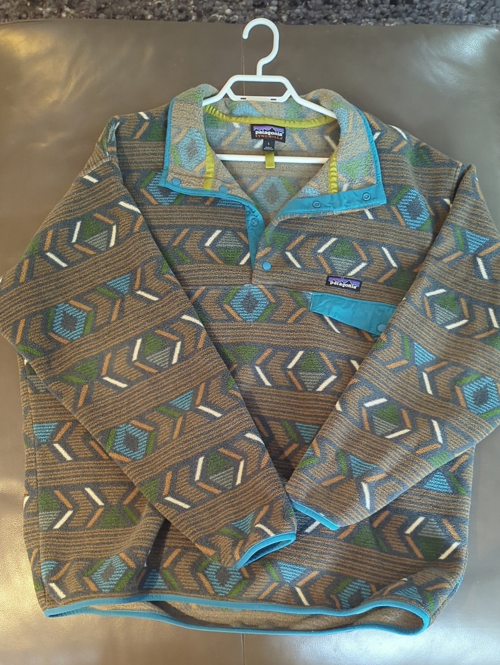 Patagonia Geometric Snap-T Fleece Synchilla in Brown, Teal & Green